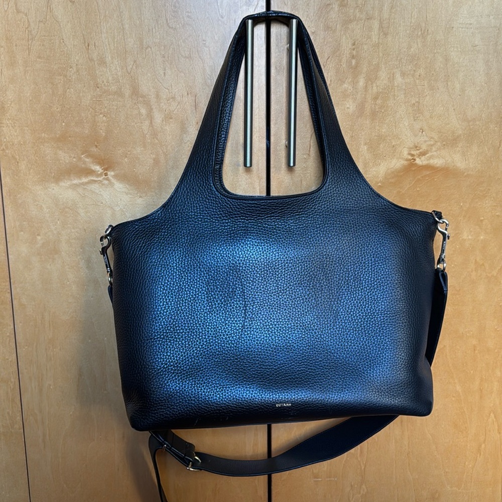 Cuyana Black Leather Tote Bag